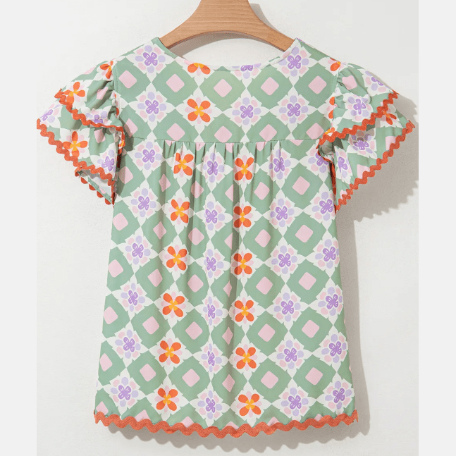 Mackenzie Green Geometric Floral Print Layered Flutter Sleeve V Neck Ric Rac Trim Blouse