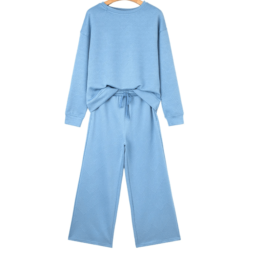 Cristabelle Beau Blue Floral Patchwork Drop Shoulder Pullover and Sweatpants Lounge Set