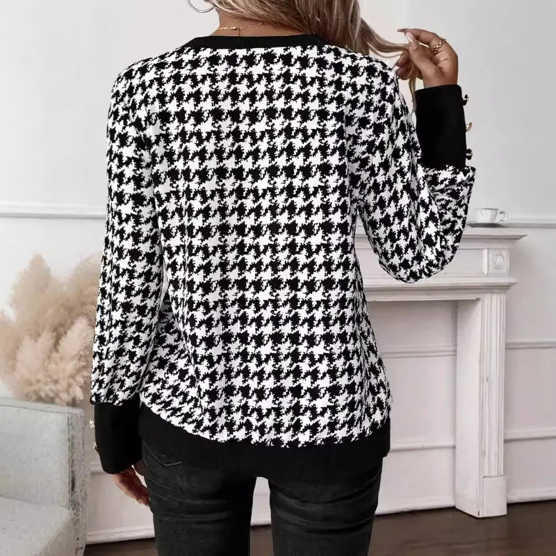 Cass Houndstooth V Neck Button Sleeve Top