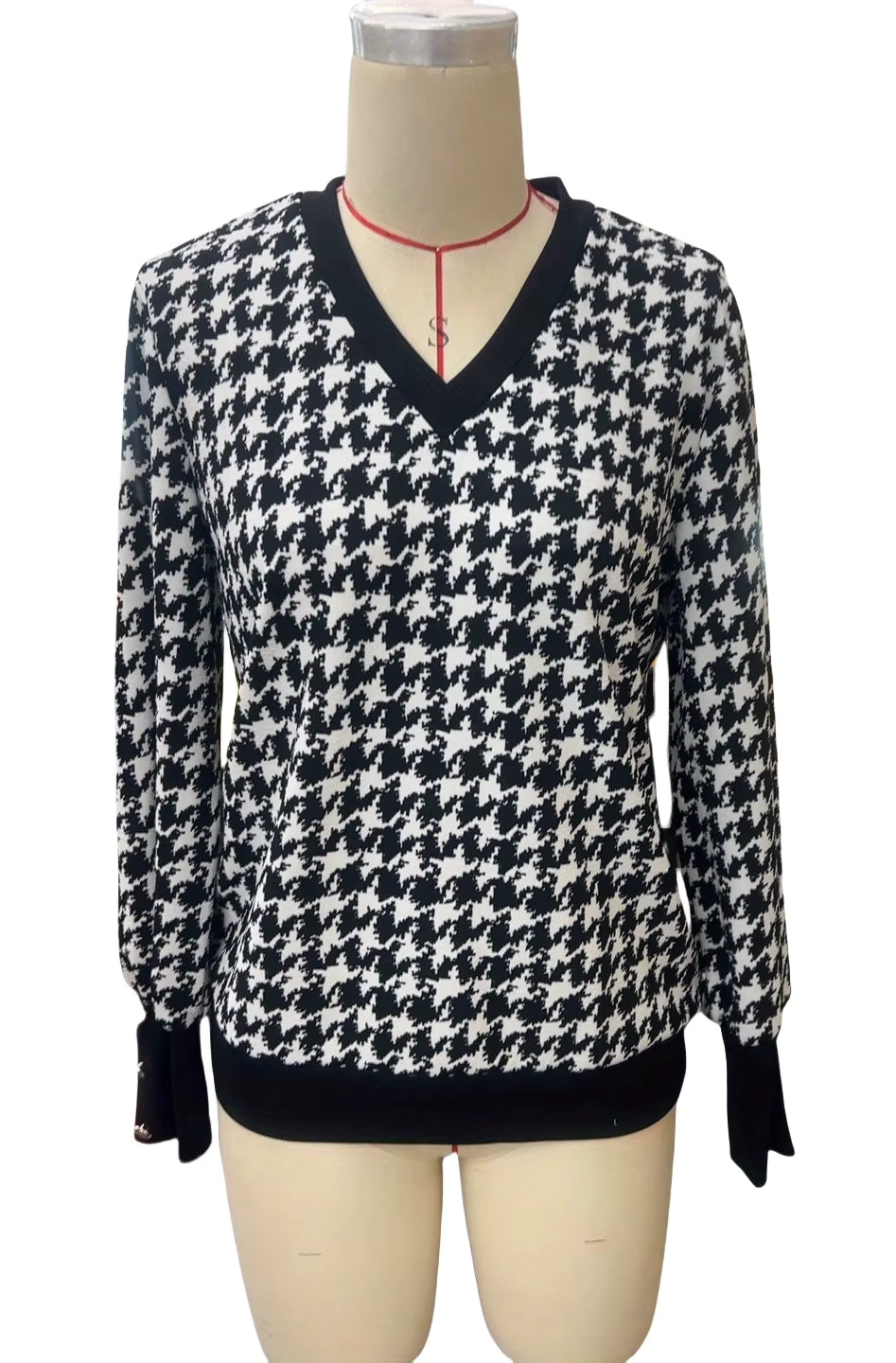 Cass Houndstooth V Neck Button Sleeve Top