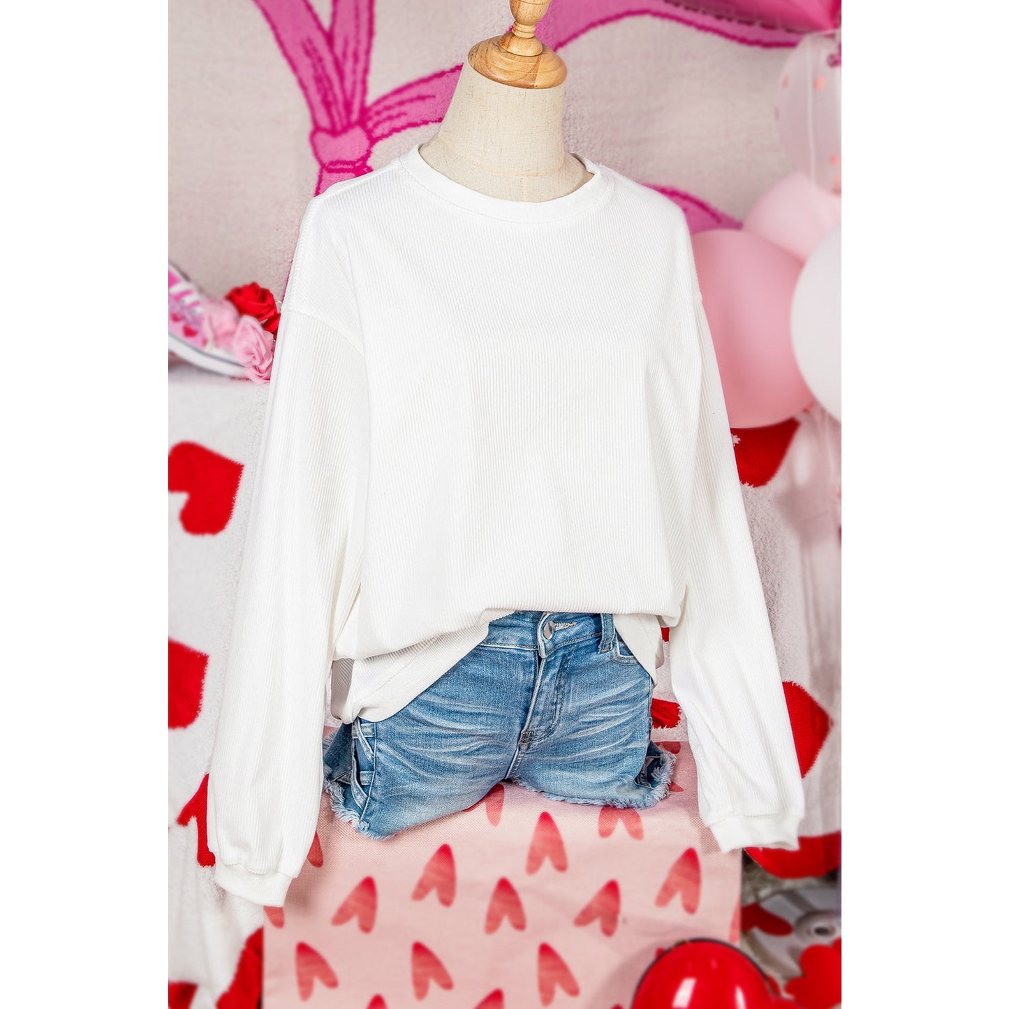 Karmen White Ribbed Corded Oversized Sweatshirt