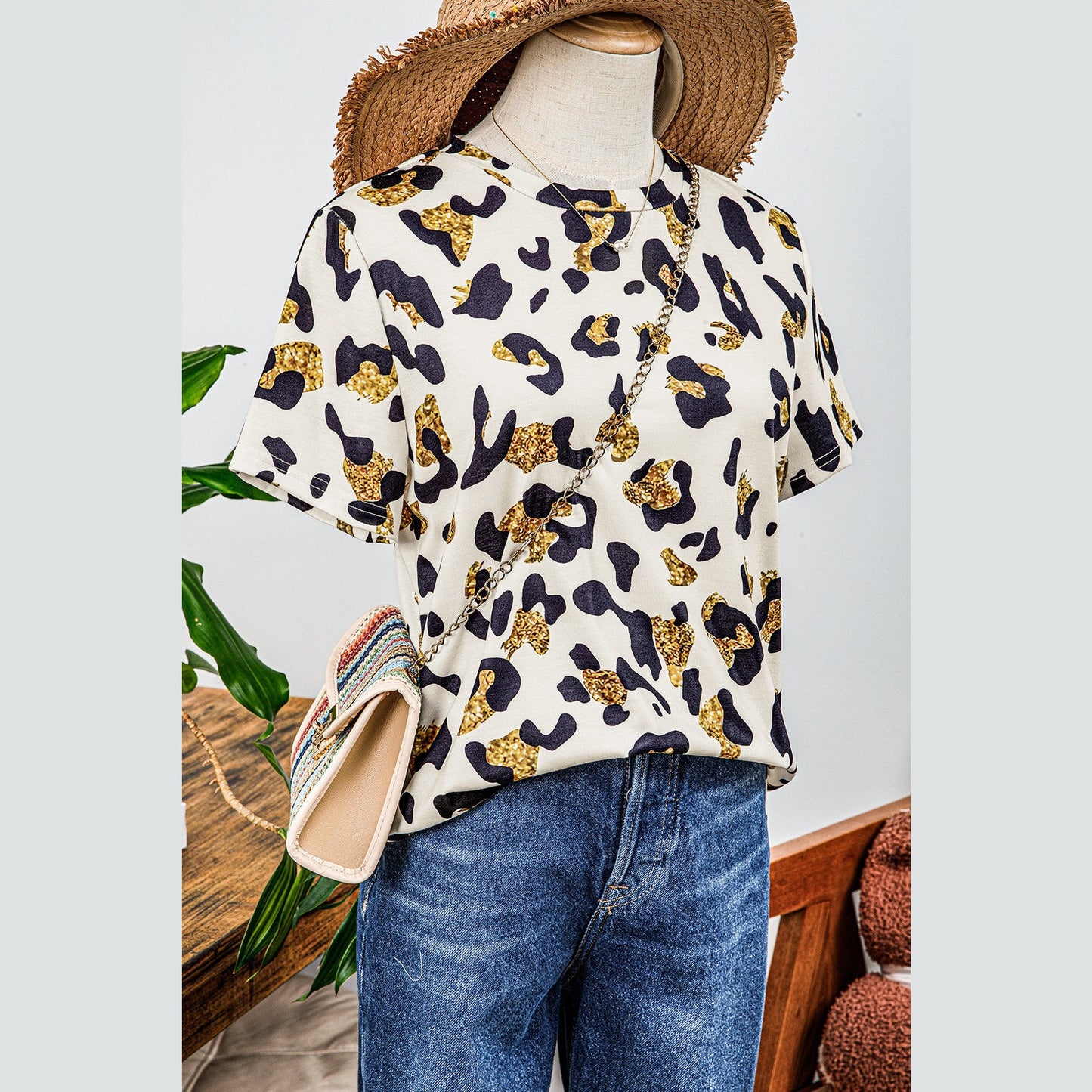 Nona Leopard Print Round Neck Casual T Shirt