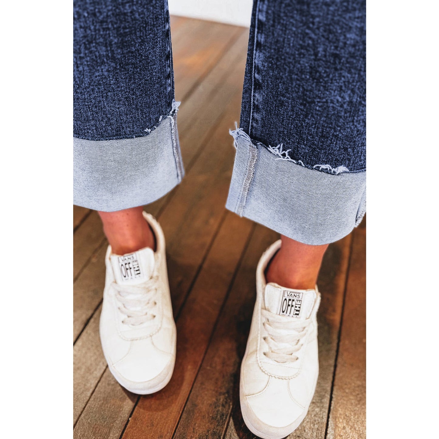 Suzan Folded Cuffs Distressed Straight High Waist Jeans