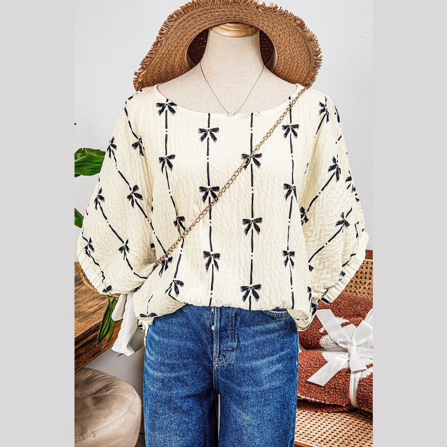 Wanda Beige Bow Print Puff Short Sleeve Top