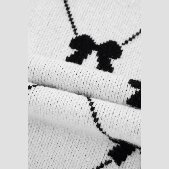 Chandler White Preppy Vibes Bow Print Zipped Collar Sweater Tee