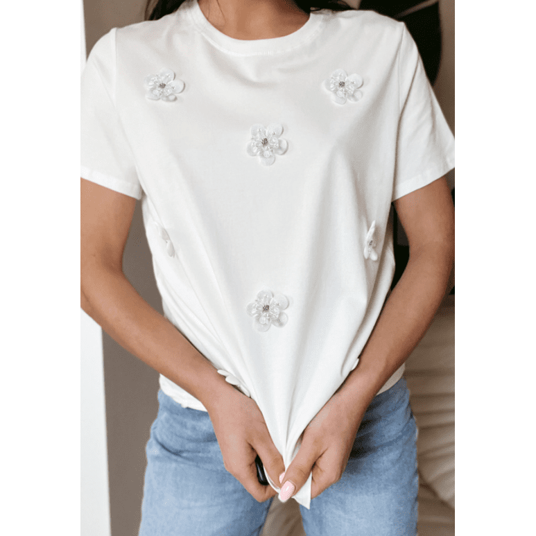 Sylvie White Flower Applique Round Neck T-shirt