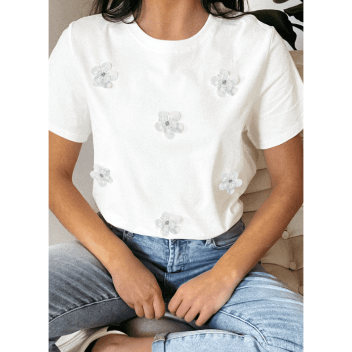 Sylvie White Flower Applique Round Neck T-shirt