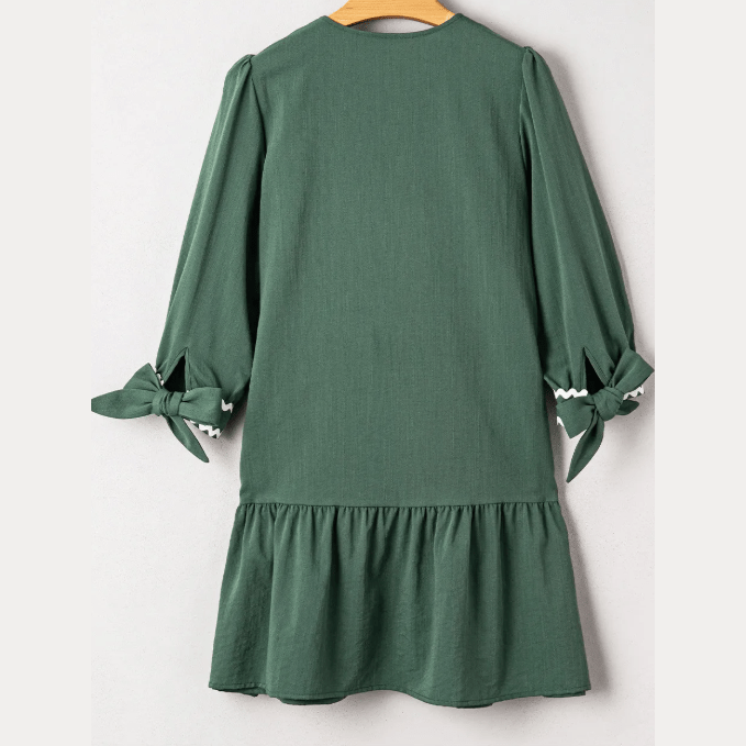 Bree Green Contrast Ricrac Trim Button V Neck Knotted Bracelet Sleeve Shift Dress
