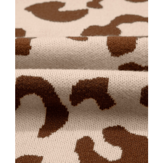 Chanse Light French Beige Leopard Printed Knit V Neck Casual Sweater