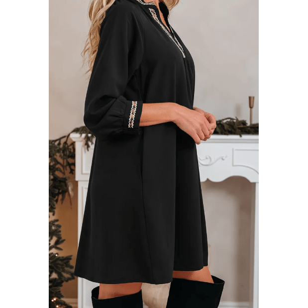 Bambi Black Contrast Trim V Neck Bracelet Sleeve Shift Mini Dress