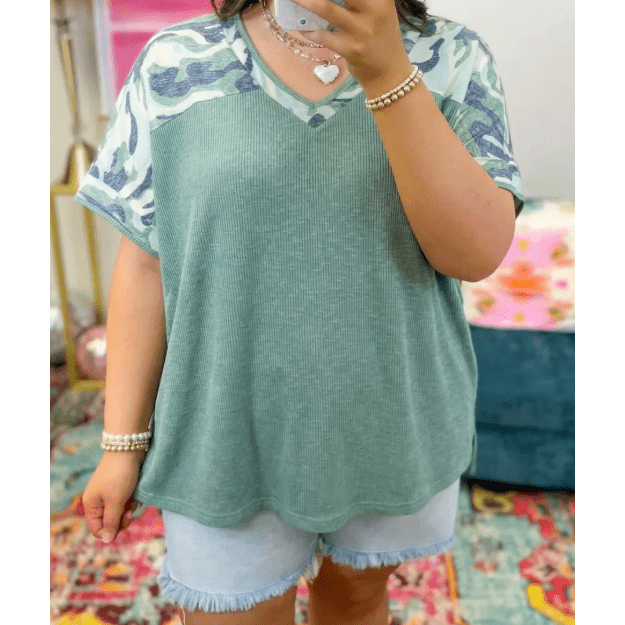 Candi Mist Green Ribbed Camouflage Patchwork Plus Size V Neck Tee