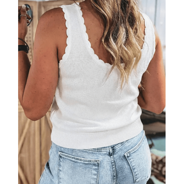 Klaudia White Retro Floral Print Scalloped Square Neck Knit Tank