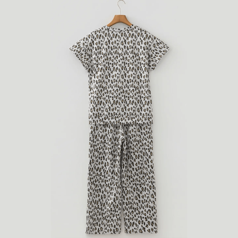 Abigal Leopard Print Casual Tee and Pants 2pcs Outfit