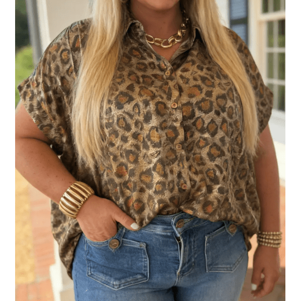 Khari Gold Plus Size Leopard Print Short Sleeve Dolman Shirt