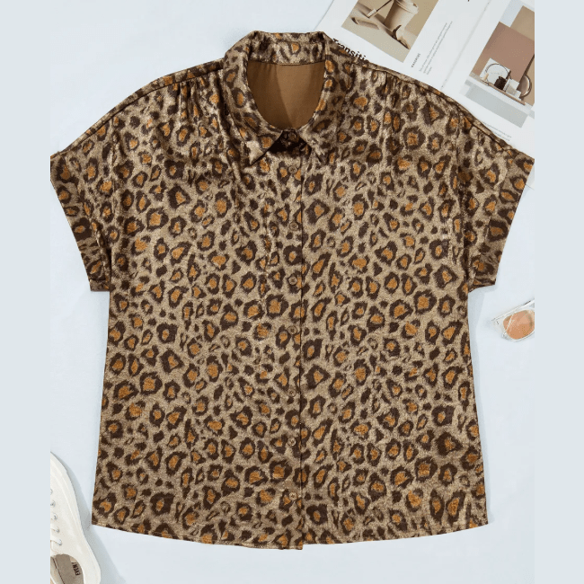 Khari Gold Plus Size Leopard Print Short Sleeve Dolman Shirt