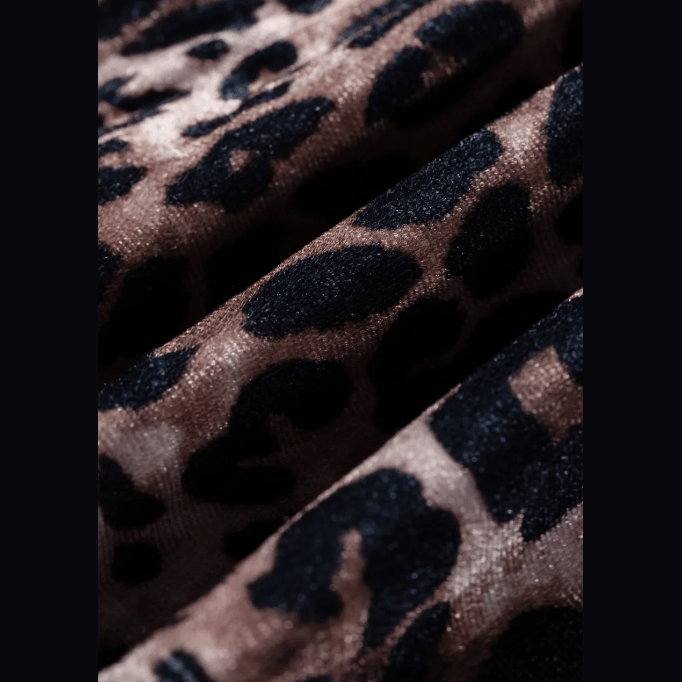 Melonie Brown Leopard Print Short Sleeve Mini Shift Silhouette Dress