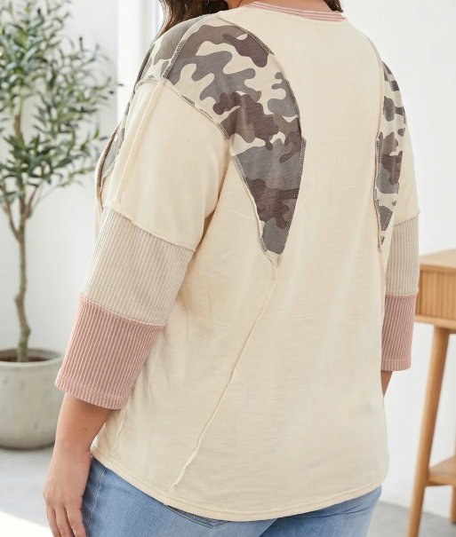 Mabelyn Camouflage Panel Twist Rib Sleeve Round Neck Loose Fit Plus Size Blouse