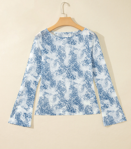 Cinni Sky Blue Long Sleeve Leopard Print Round Neck Sheath Top