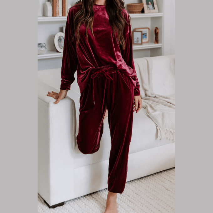 Suzzet Fiery Red Solid Velvet Two Piece Lounge Set