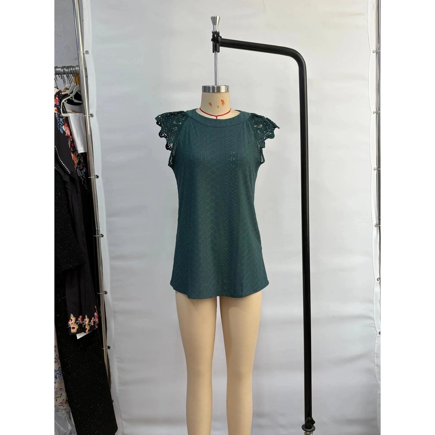 Blaise Green Lace‑Trim Textured Sleeveless Blouse