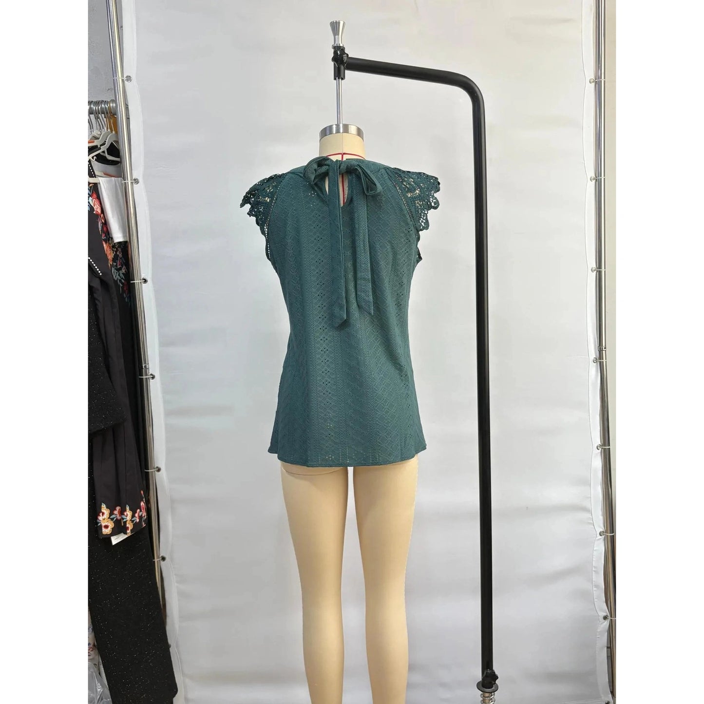Blaise Green Lace‑Trim Textured Sleeveless Blouse