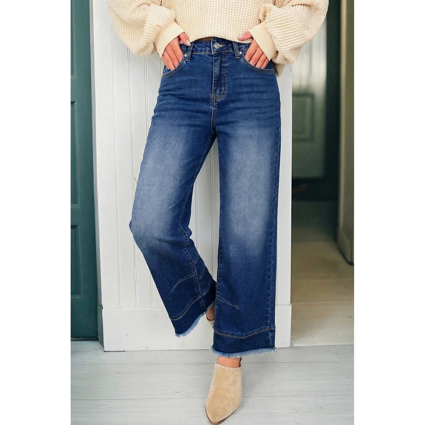 Berta Seam Detail Raw Hem Ankle Length Jeans