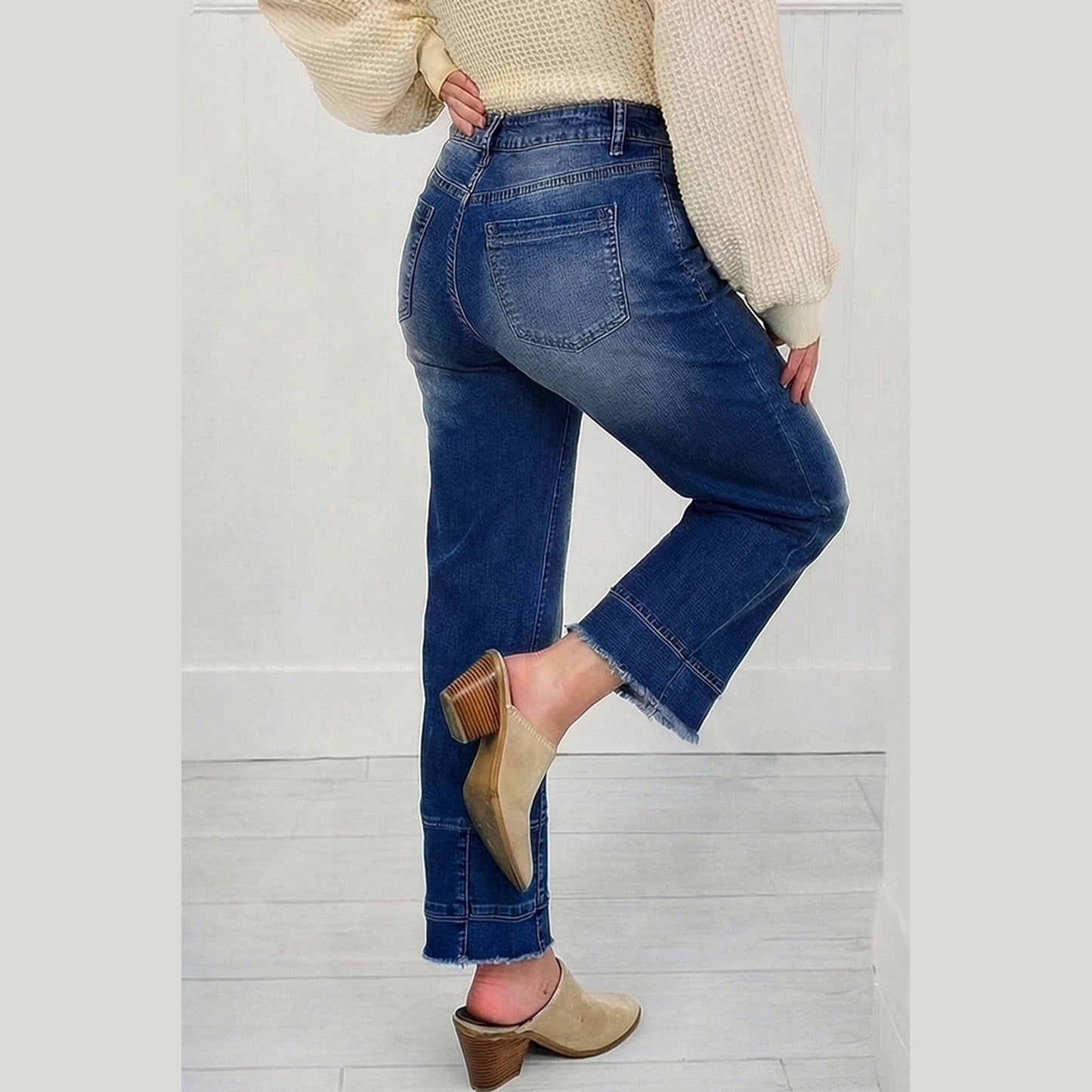 Berta Seam Detail Raw Hem Ankle Length Jeans