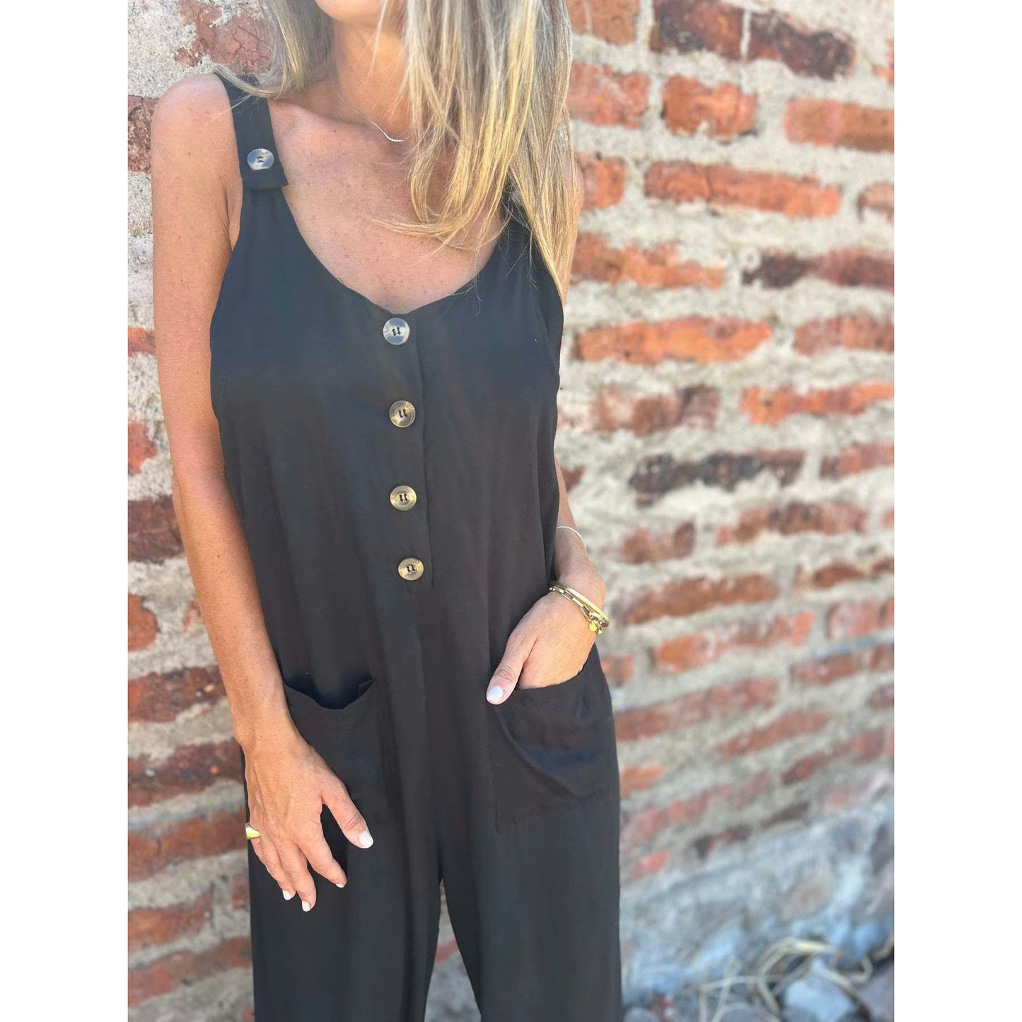 Cassey Black Laid‑Back Button Pocket Jumper