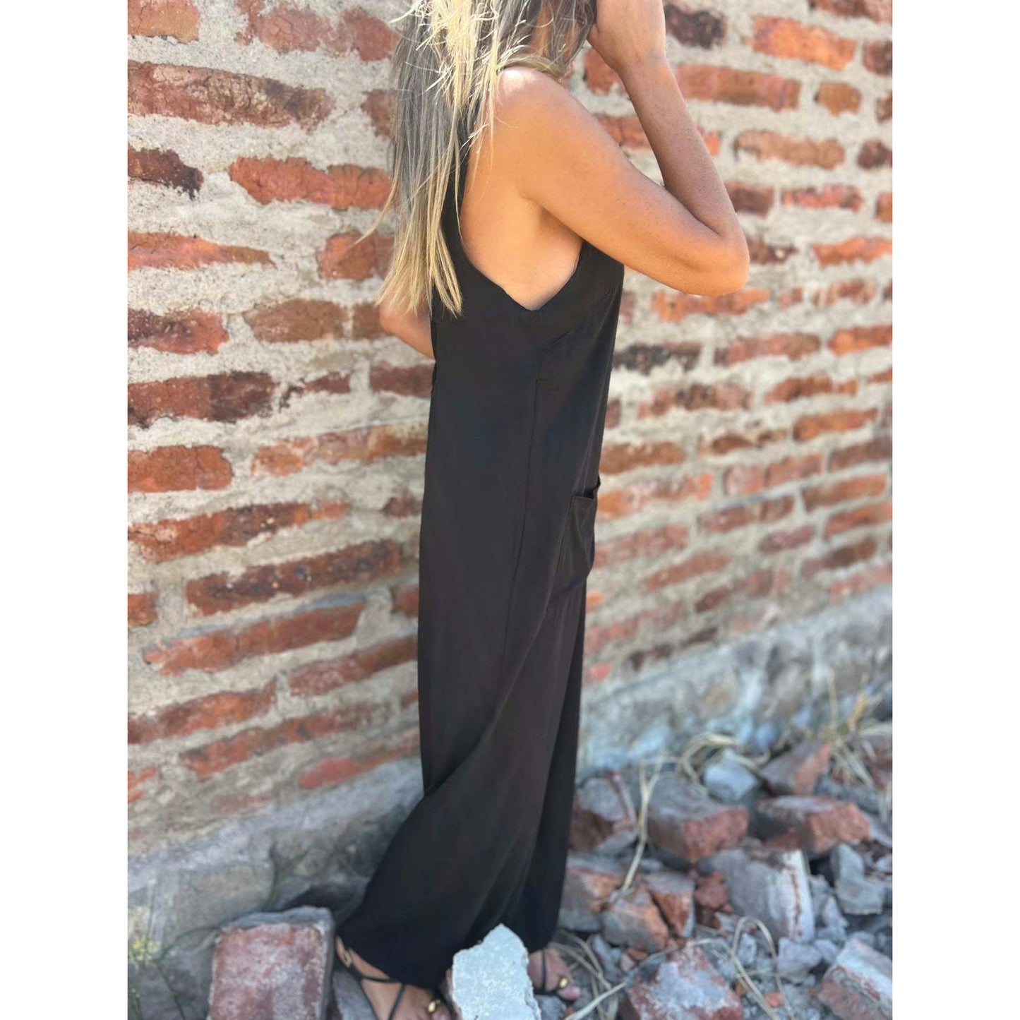 Cassey Black Laid‑Back Button Pocket Jumper