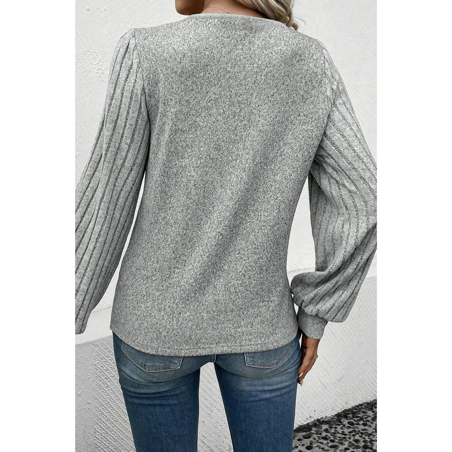 Blakelie Light Grey Buttoned V Neck Ribbed Puff Sleeve Top