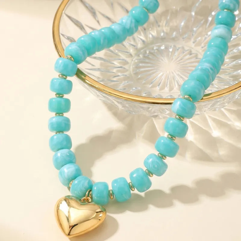 Heart Shape Resin Pendant Necklace - 4 Colors