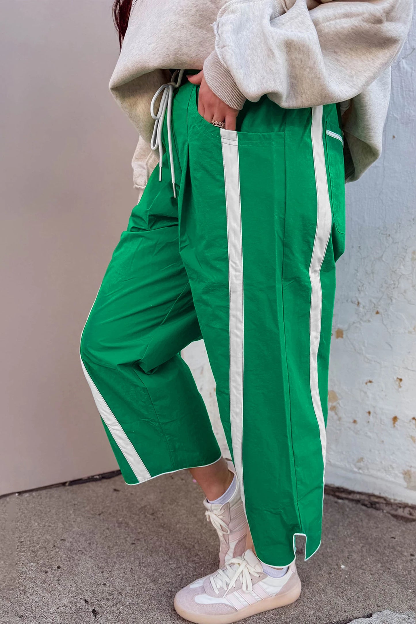 Candice Green Contrast Striped Smocked Waist Drawstring Cropped Casual Pants