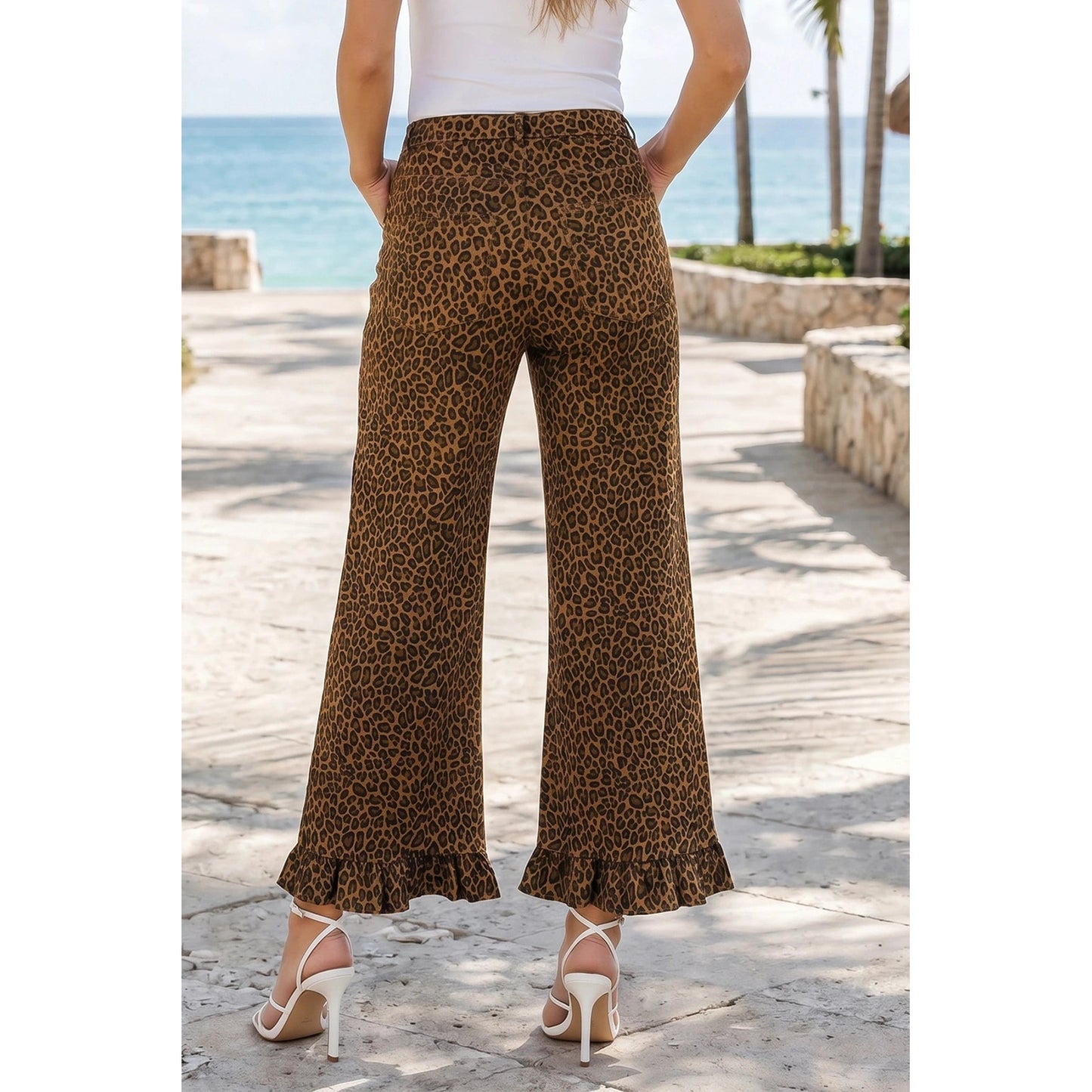 Ebby Brown Leopard Print Ruffled Hem Shift Jeans
