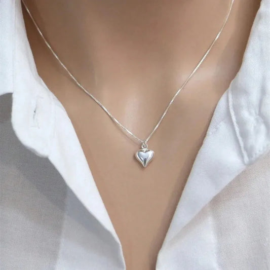 Three-Dimensional Heart Shape Pendant Necklace On O-Link Chain