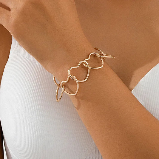 Golden Heart Link Bracelet