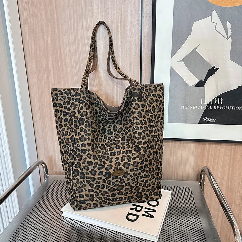 Janay Classic Leopard Carryall Bag