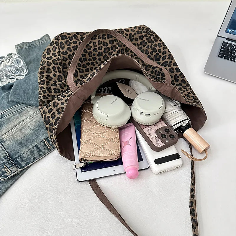 Janay Classic Leopard Carryall Bag