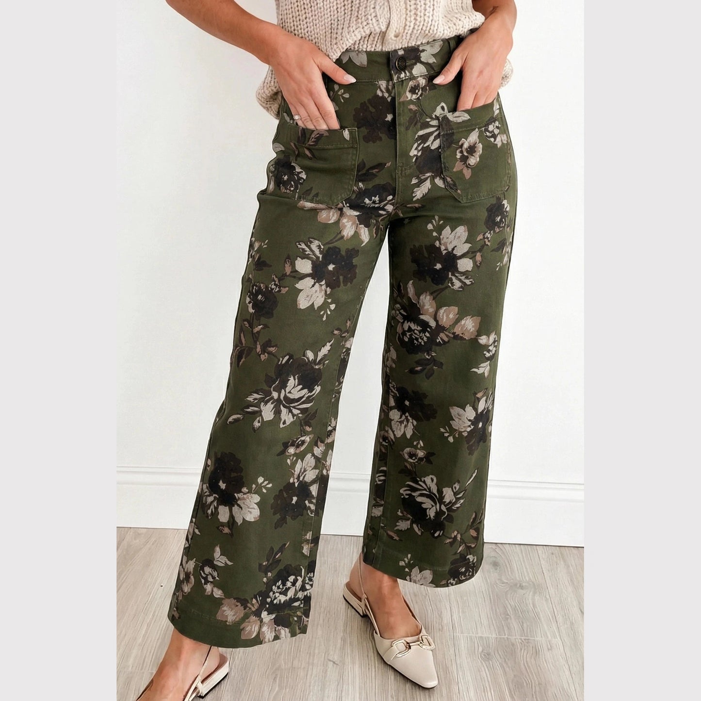 Bonne Green Vintage Floral Print Square Patch Pocket Raw Hem Shift Jeans