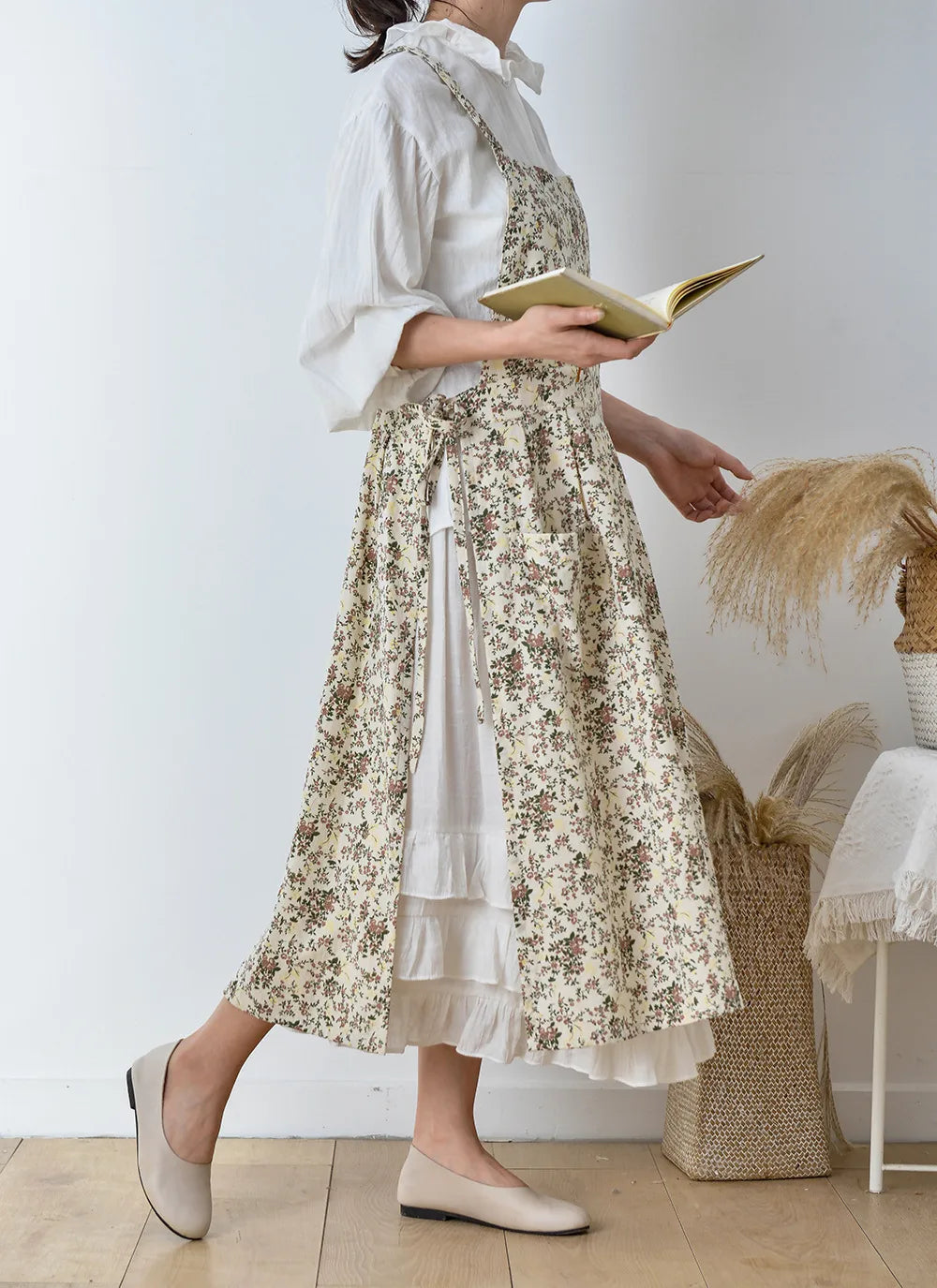 Josephine Vintage Floral Kitchen Apron