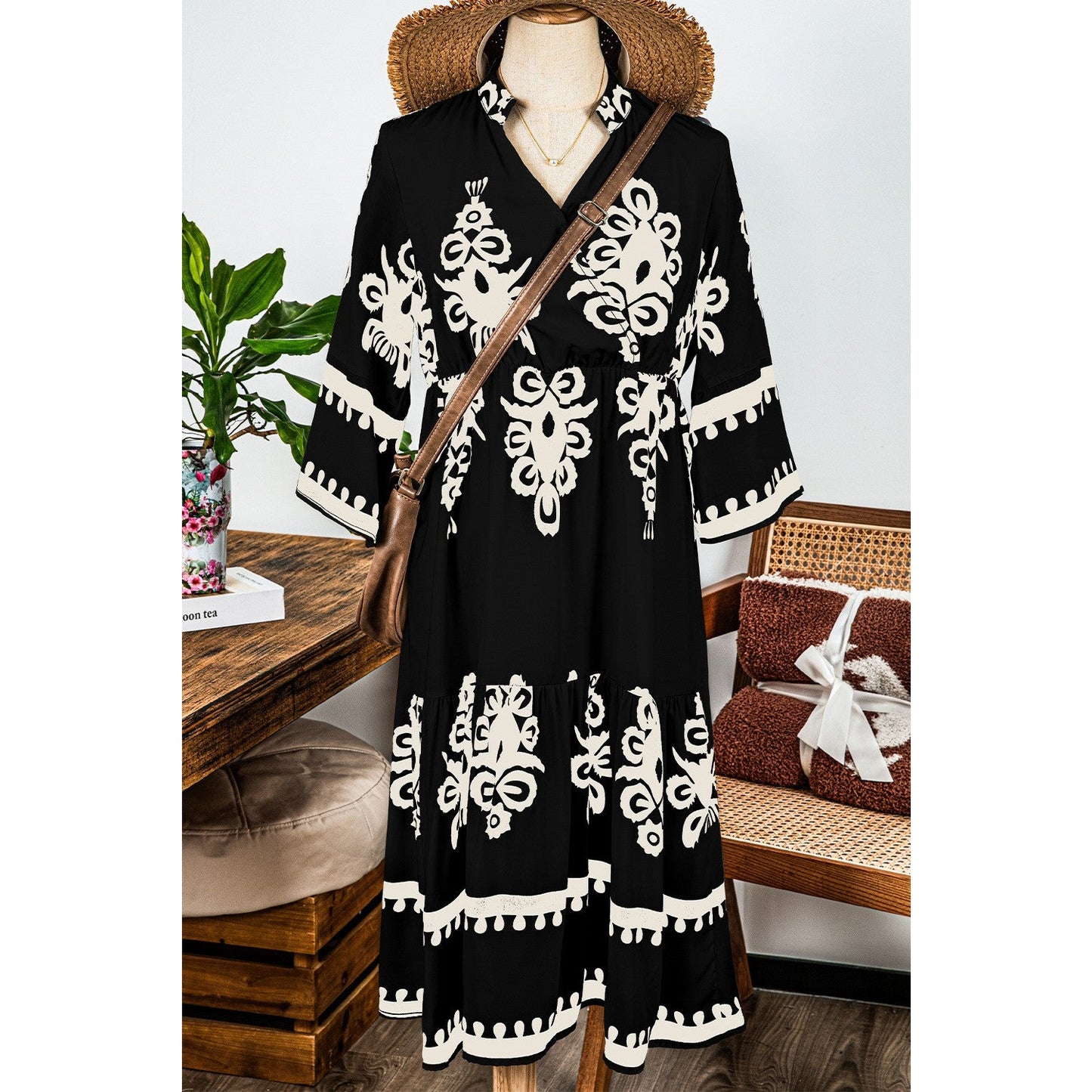 Kaden Black Western Geometric Print 3/4 Sleeve Loose Midi Dress