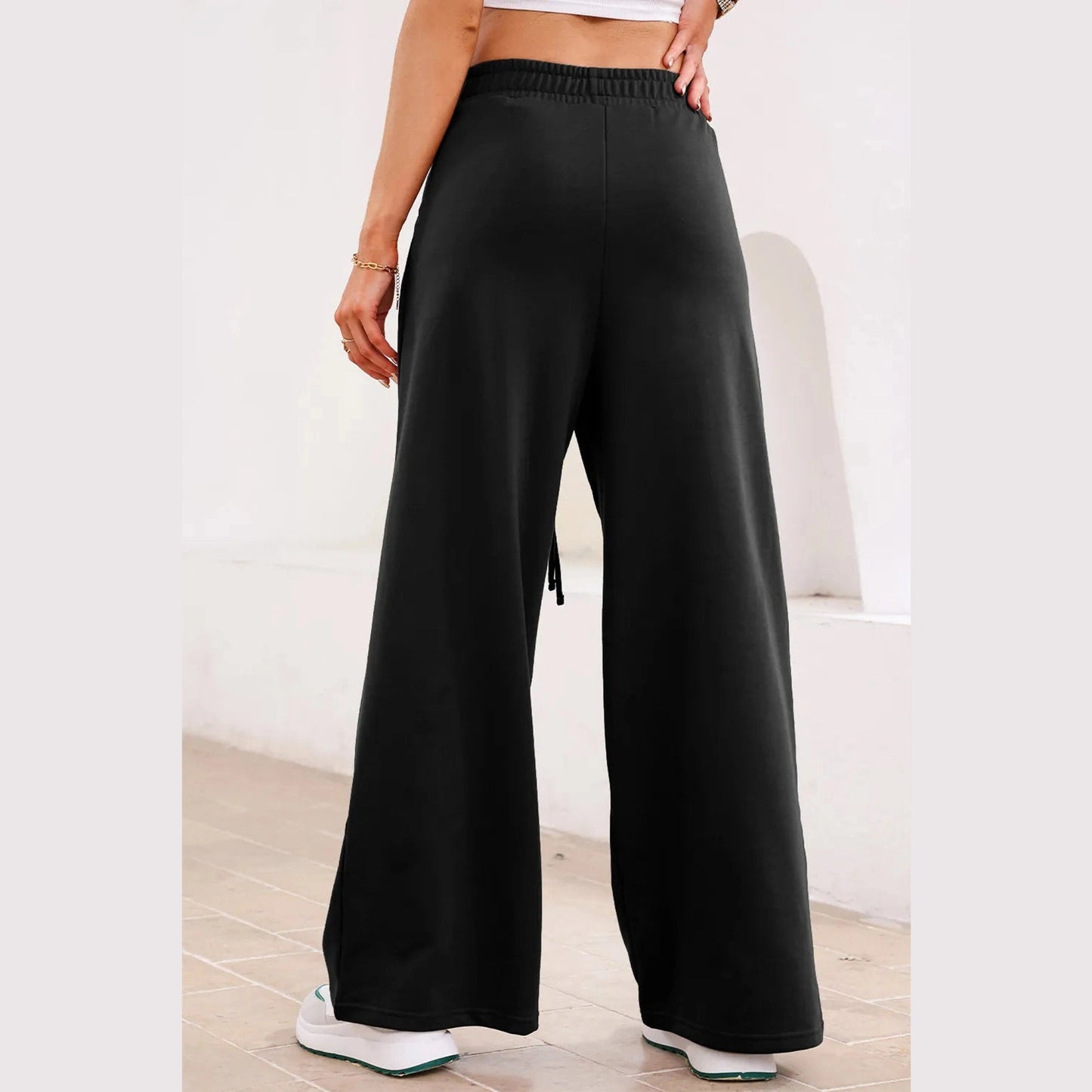 Laken Black Tied Elastic High Waist Pleated Detail Solid Sweatpants