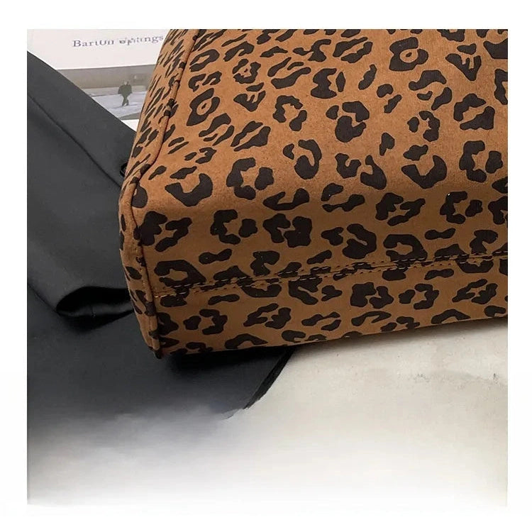 The Statement Tote Bag That Roars