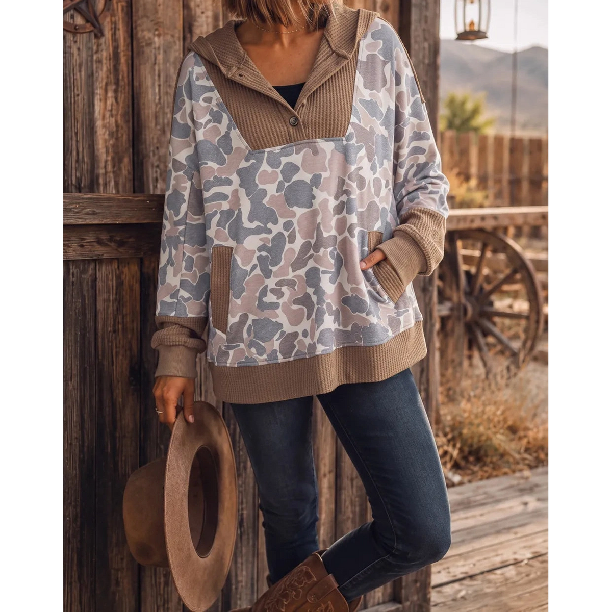 Odette Khaki Camouflage Print Waffled Patchwork Loose Pullover Hoodie