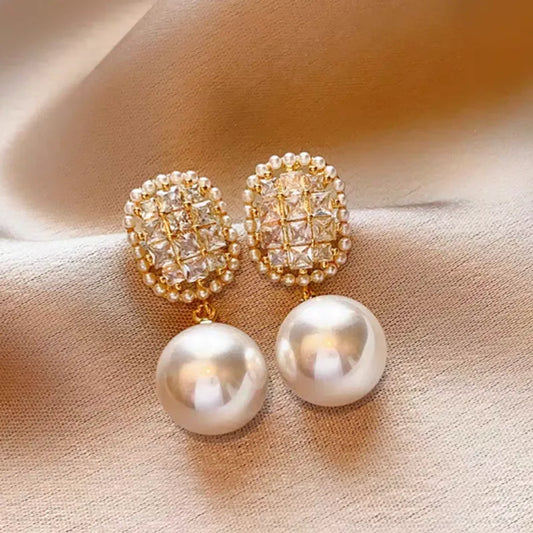 Crystal Faux Pearl Ear Studs