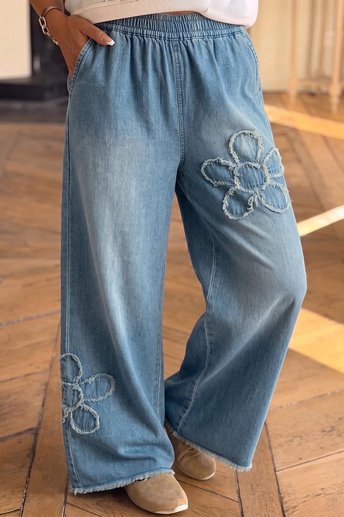 Ronda Beau Blue Frayed Floral Patch Wide Leg Raw Hem Wide Leg Jeans