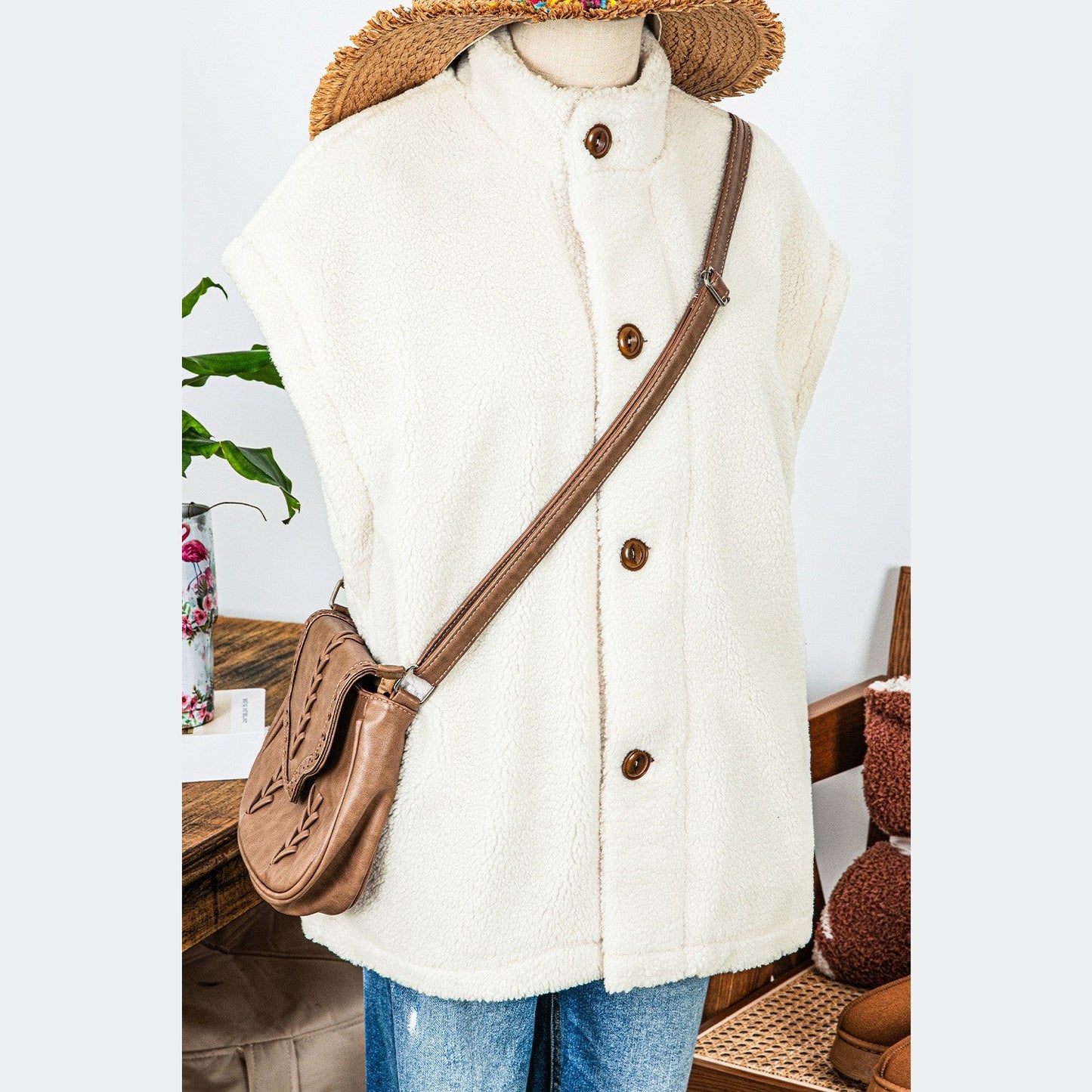 Sandi Off White Sherpa Stand Collar Jacket Vest