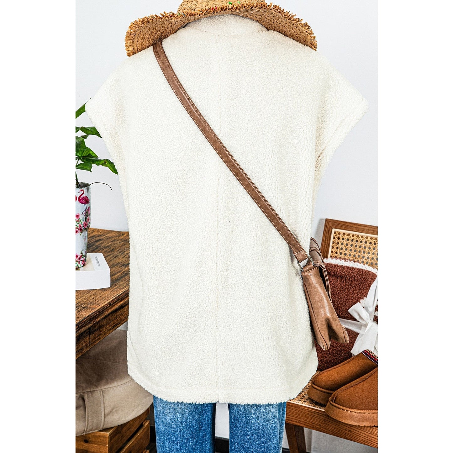 Sandi Off White Sherpa Stand Collar Jacket Vest