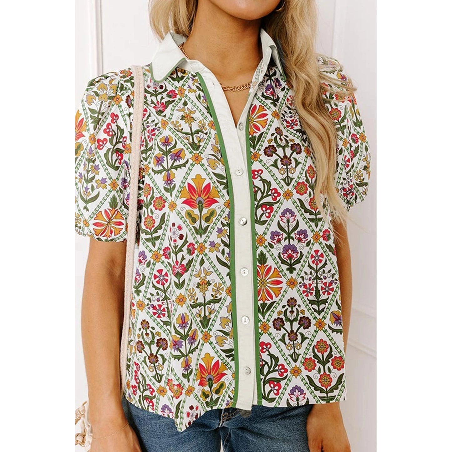 SALE!!!  Tobi Green Short Bubble Sleeve Floral Shirt