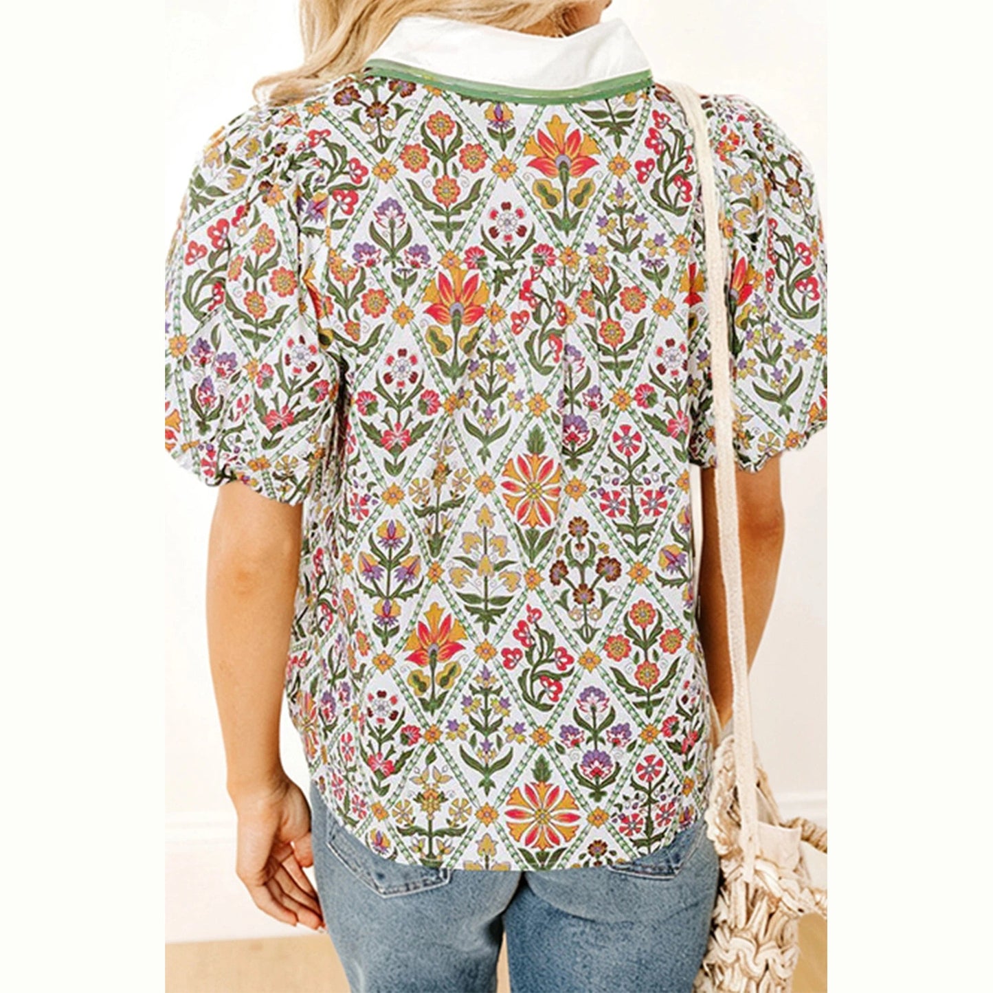 SALE!!!  Tobi Green Short Bubble Sleeve Floral Shirt