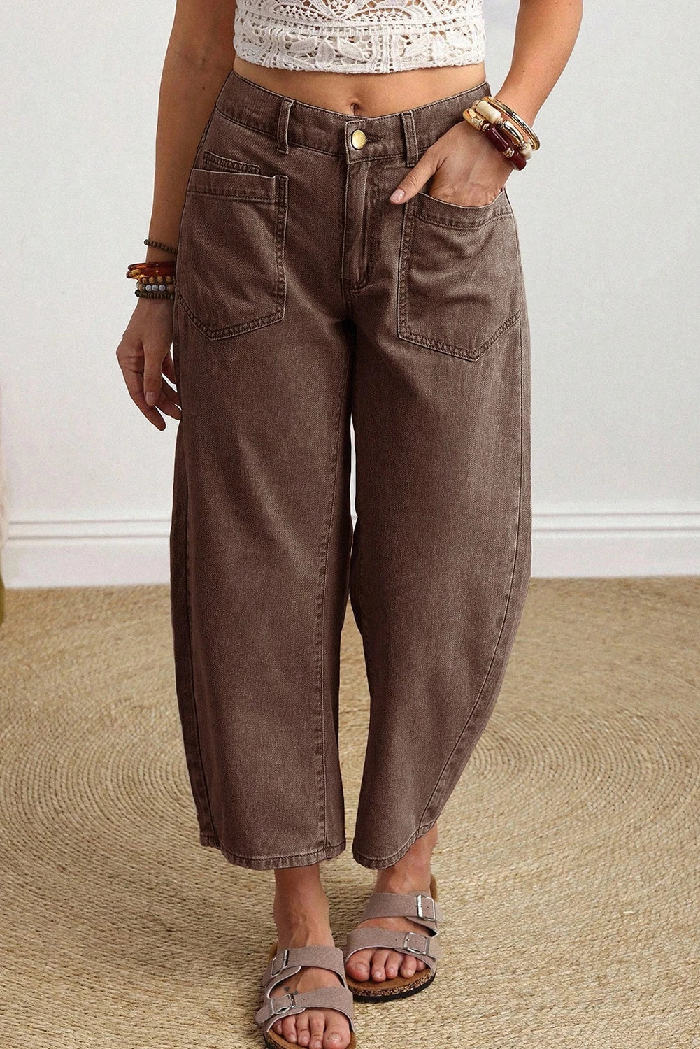 Vada Coffee Square Patch Pocket Ankle-length Barrel Jeans